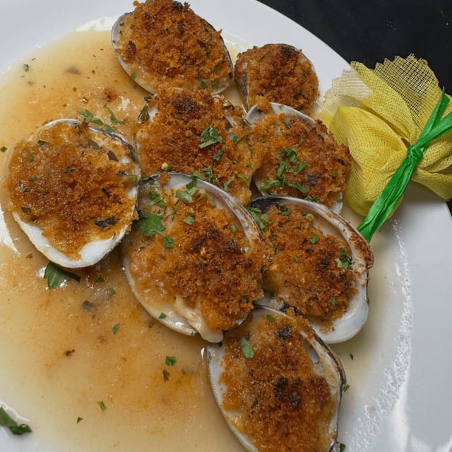 Vongole Oreganata.